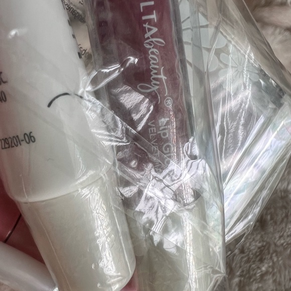 Misc Ulta Makeup Bundle - 9 Products- All Brand New - Picture 2 of 3